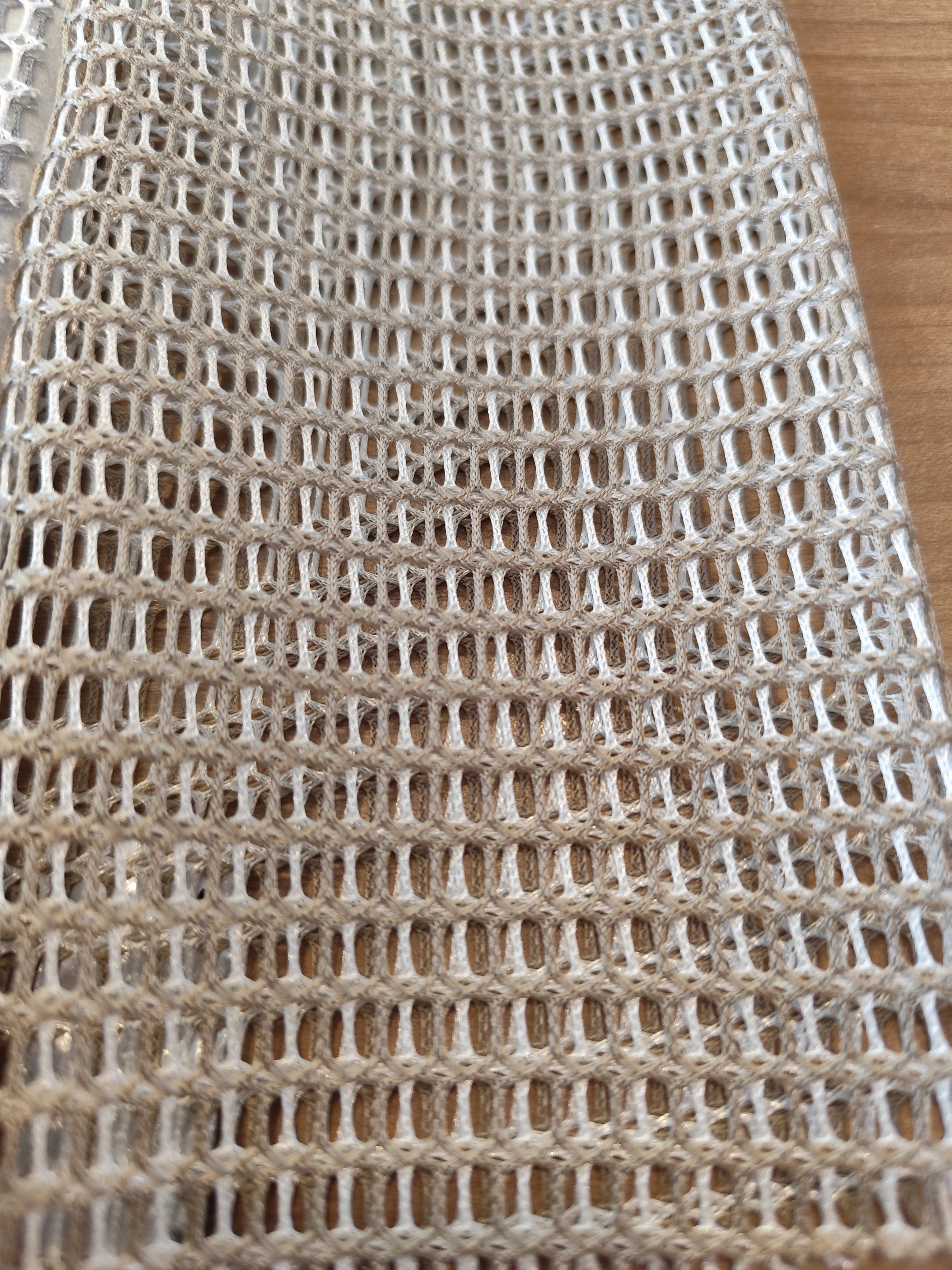 Elegáns fényes háló mintás deisng függöny textil beiges barna és fehér színben